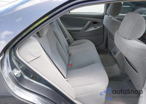 2011 Toyota Camry Le z USA, uszkodzony, nr VIN 4T1BF3EKXBU170120